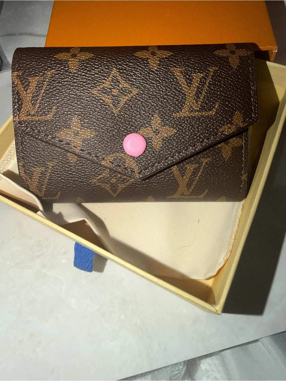 Small Fashion Wallet with Pink Snap Button